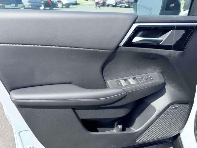 new 2026 Mitsubishi Outlander car, priced at $39,229