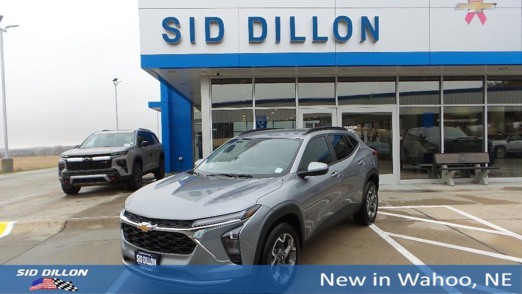 new 2026 Chevrolet Trax car, priced at $25,885