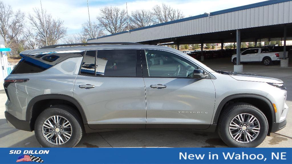 new 2026 Chevrolet Traverse car, priced at $46,020