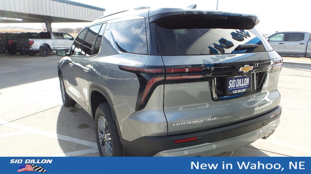 new 2026 Chevrolet Traverse car, priced at $46,020