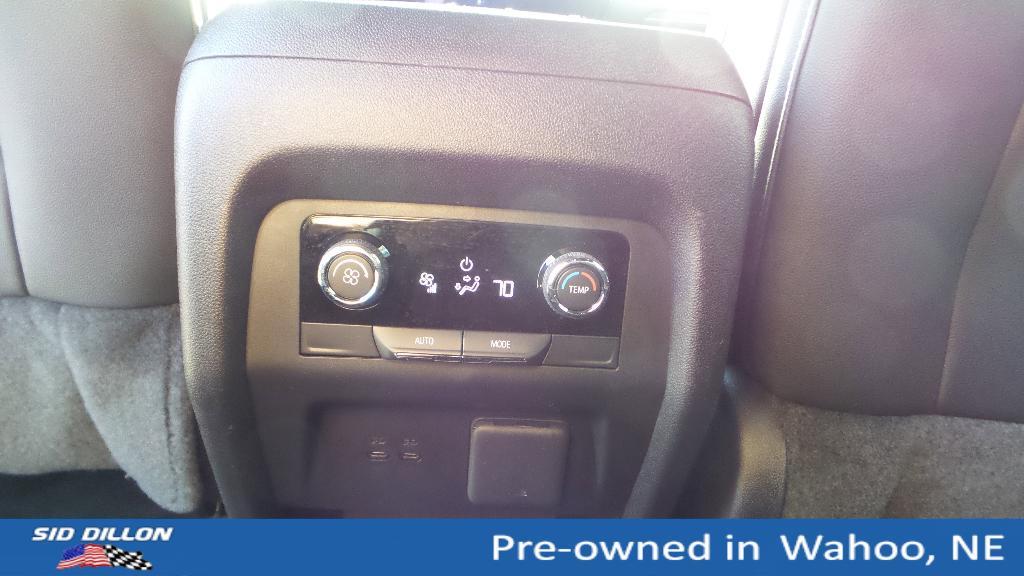used 2024 Chevrolet Traverse car, priced at $44,991