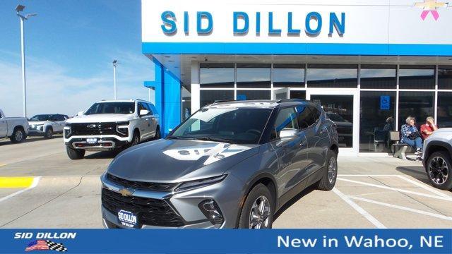 new 2025 Chevrolet Blazer car, priced at $41,321