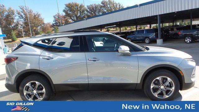 new 2025 Chevrolet Blazer car, priced at $41,321