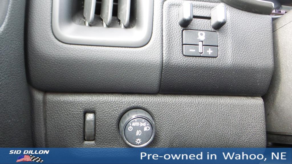 used 2022 Chevrolet Colorado car, priced at $19,244