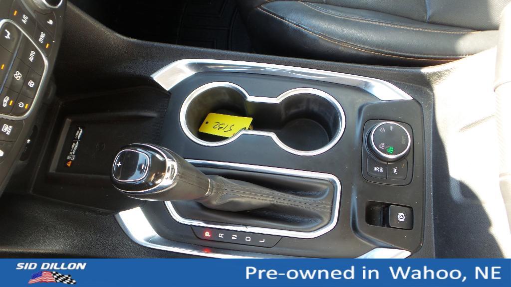 used 2019 Chevrolet Traverse car, priced at $14,294