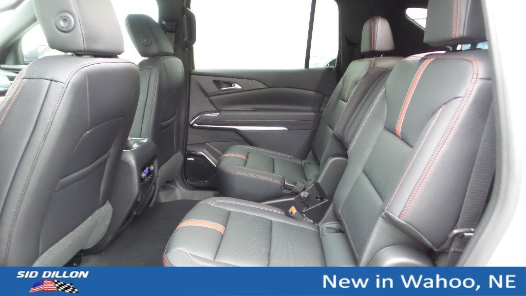 new 2026 Chevrolet Traverse car, priced at $59,390