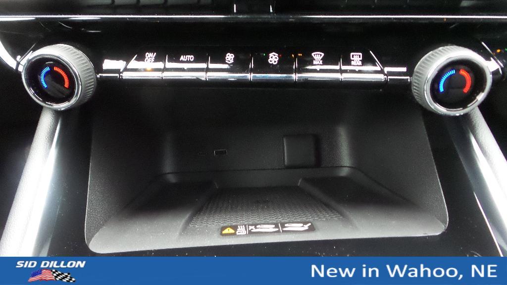 new 2026 Chevrolet Traverse car, priced at $59,390