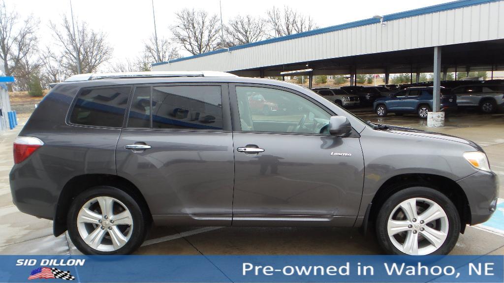 used 2008 Toyota Highlander car, priced at $7,991