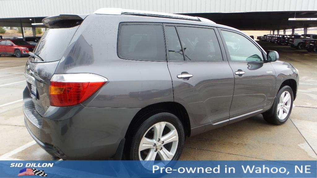 used 2008 Toyota Highlander car, priced at $7,991