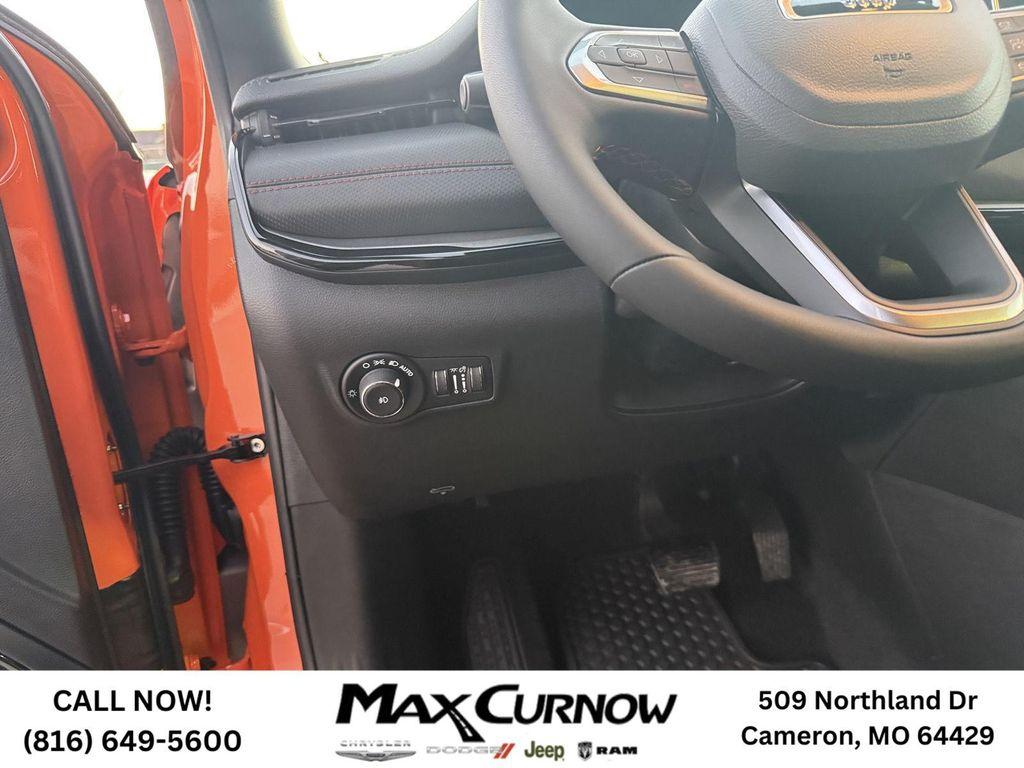 new 2026 Jeep Compass car, priced at $32,977