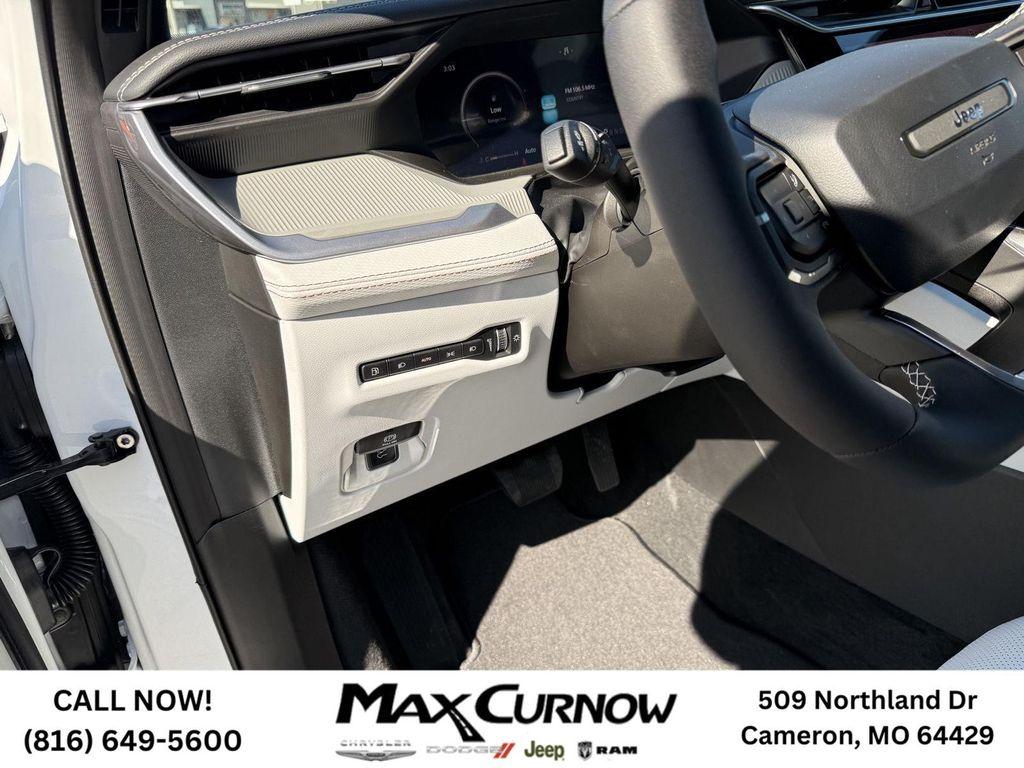 new 2026 Jeep Cherokee car, priced at $40,490