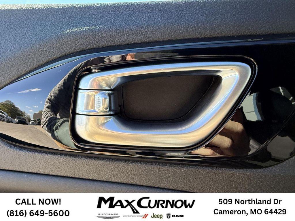 new 2026 Jeep Compass car, priced at $33,376