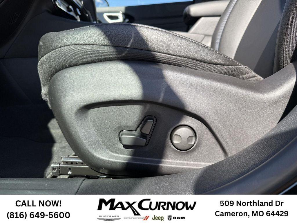 new 2026 Jeep Compass car, priced at $33,376