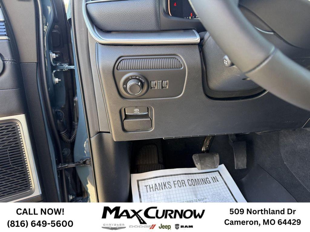 new 2026 Jeep Grand Wagoneer car, priced at $71,654