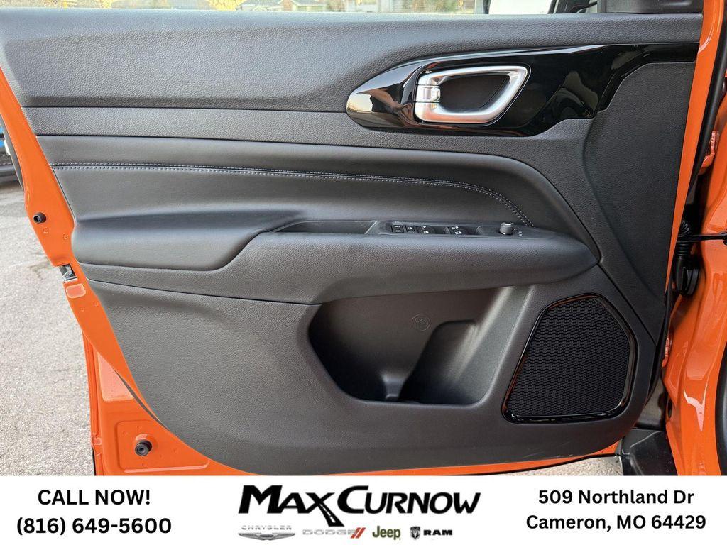 new 2026 Jeep Compass car, priced at $35,375