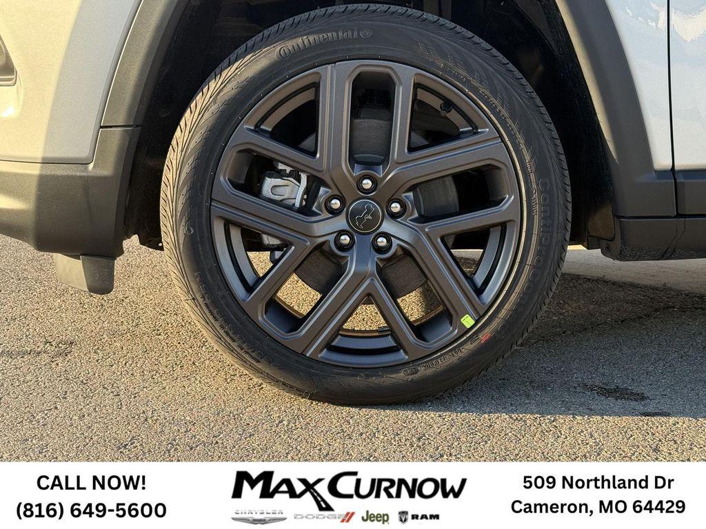 new 2026 Jeep Compass car, priced at $30,198