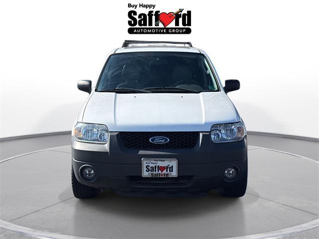 used 2005 Ford Escape car, priced at $6,975