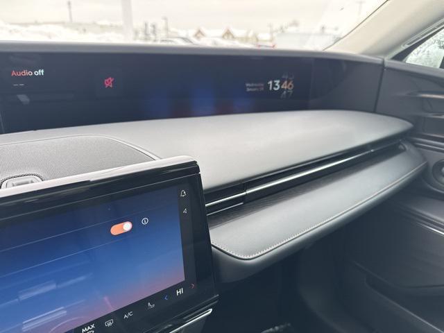 new 2026 Lincoln Nautilus car, priced at $66,668