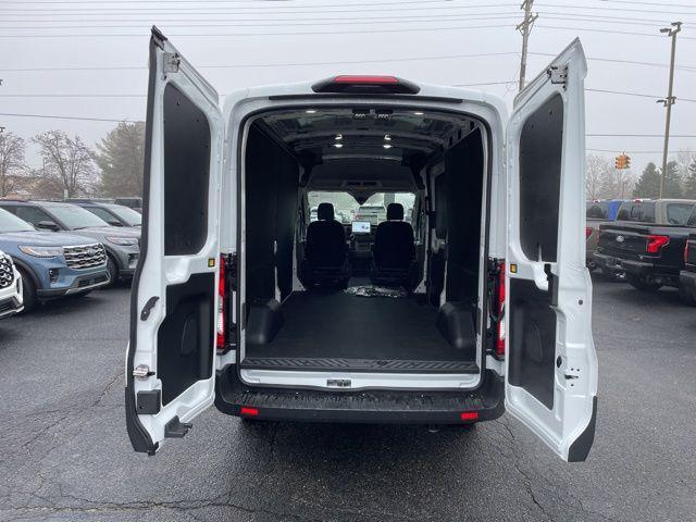 new 2026 Ford Transit-250 car
