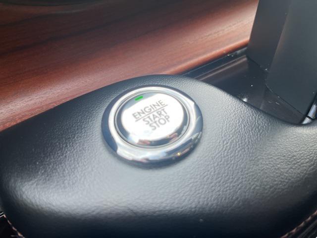 used 2022 Lincoln Aviator car, priced at $39,500