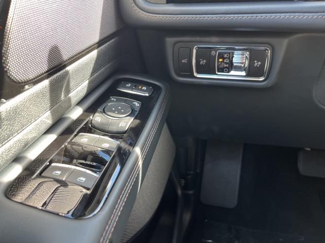 new 2025 Lincoln Aviator car, priced at $68,529