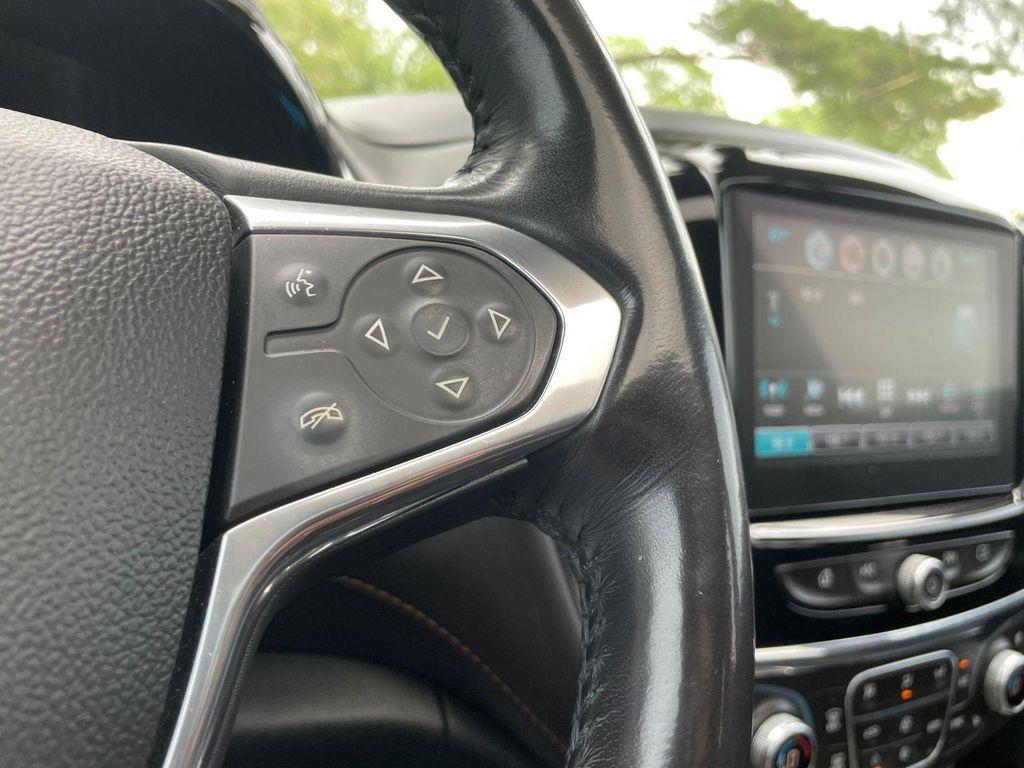 used 2018 Chevrolet Traverse car, priced at $21,257