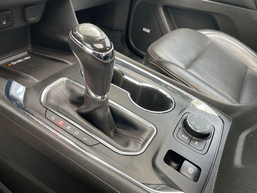 used 2018 Chevrolet Traverse car, priced at $21,257