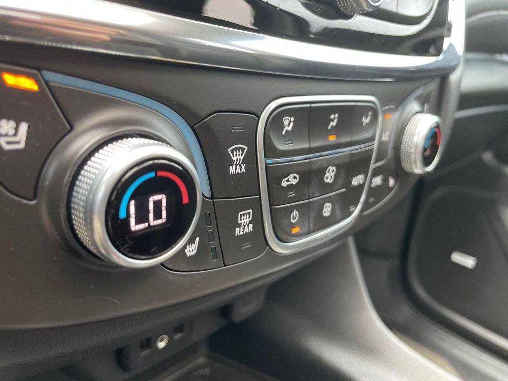 used 2018 Chevrolet Traverse car, priced at $21,257