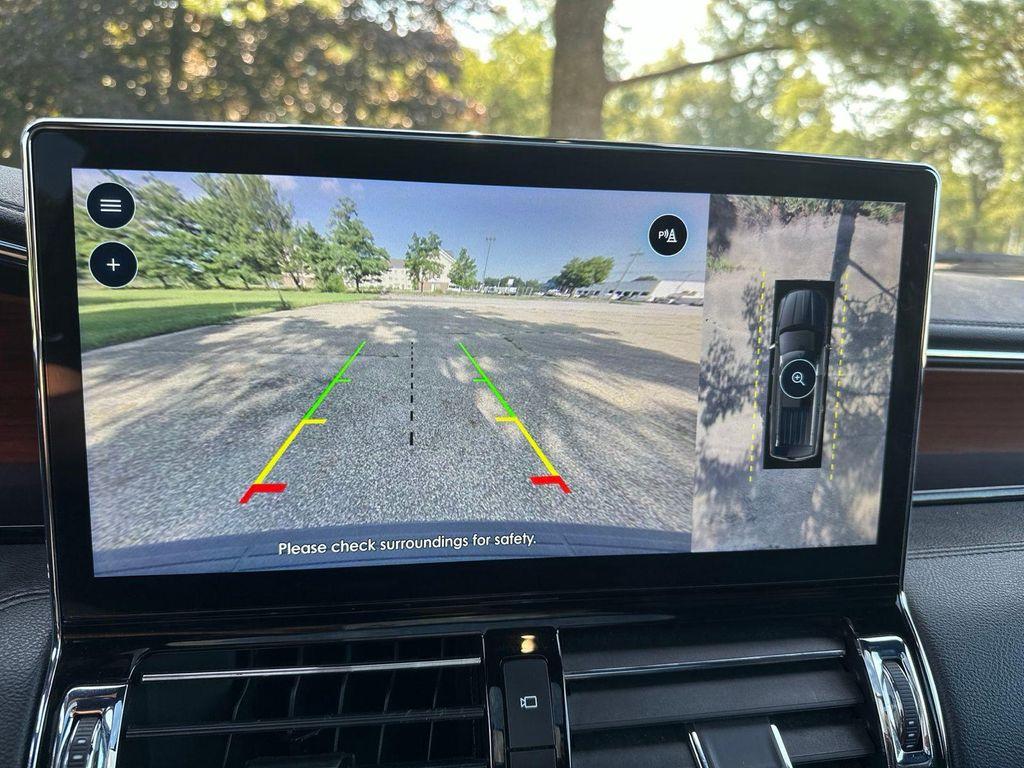 used 2022 Lincoln Navigator car, priced at $52,283