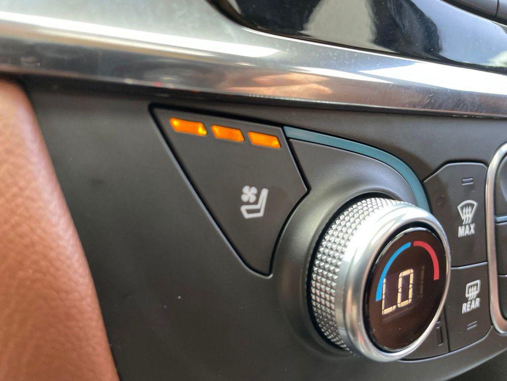 used 2018 Chevrolet Traverse car, priced at $16,273