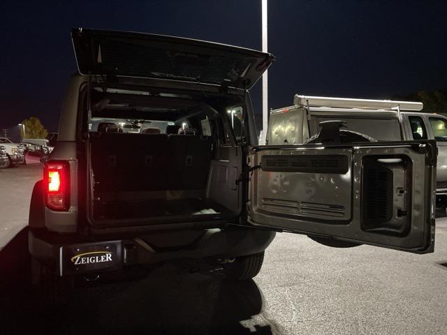 new 2025 Ford Bronco car, priced at $48,578