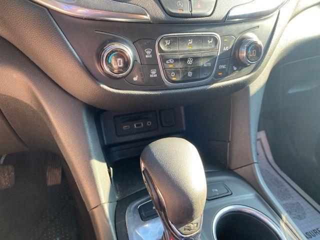 used 2022 Chevrolet Equinox car, priced at $16,999