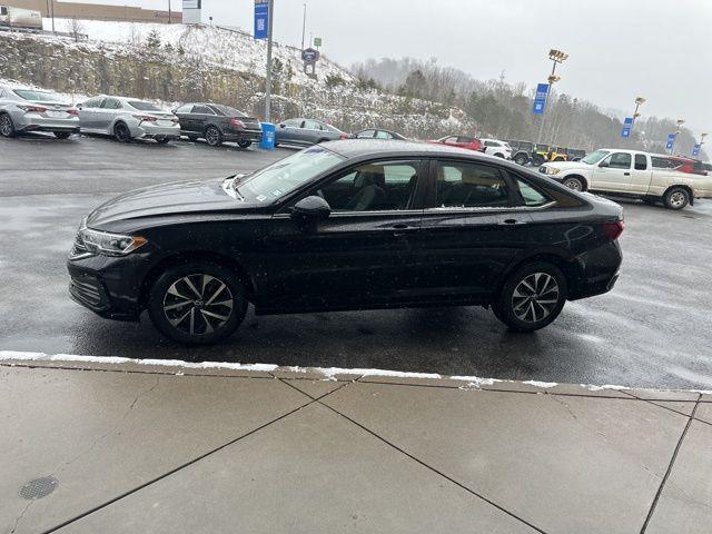 used 2024 Volkswagen Jetta car, priced at $17,267