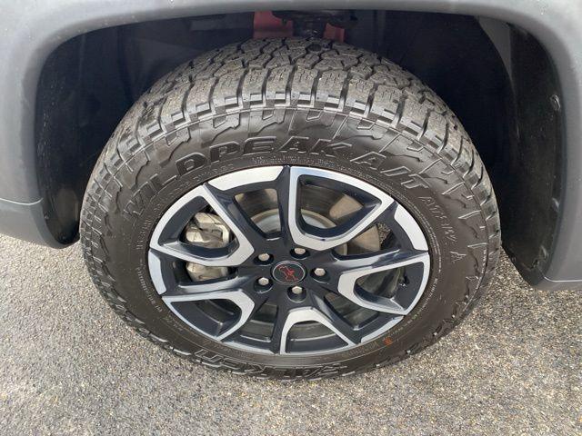 used 2025 Jeep Compass car, priced at $23,406