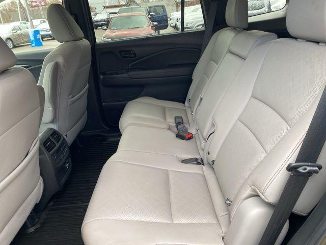 used 2022 Honda Passport car, priced at $27,999