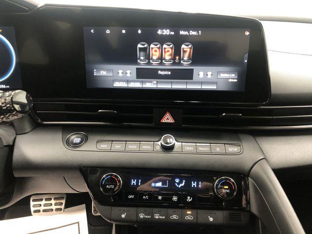 used 2023 Hyundai Elantra car, priced at $21,014