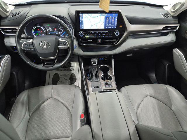 used 2022 Toyota Highlander Hybrid car, priced at $42,839