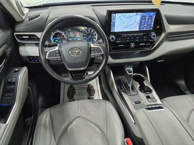 used 2022 Toyota Highlander Hybrid car, priced at $42,839