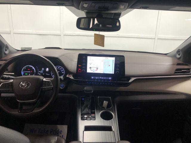 used 2022 Toyota Sienna car, priced at $38,527