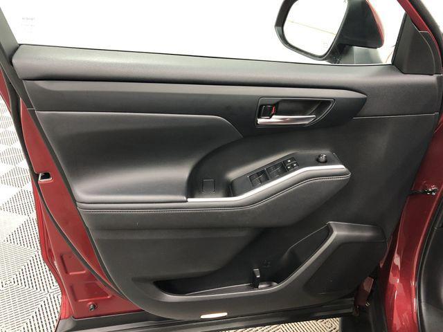used 2023 Toyota Highlander car, priced at $35,996