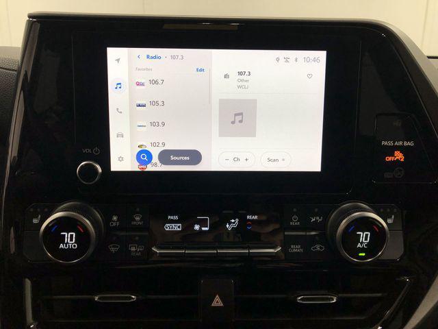 used 2023 Toyota Highlander car, priced at $35,996