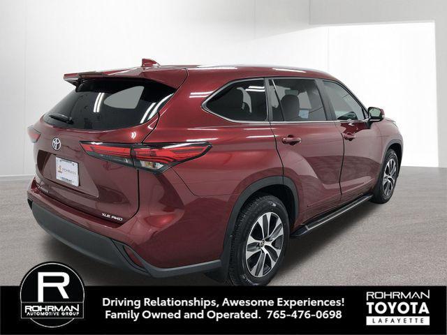 used 2023 Toyota Highlander car, priced at $35,996