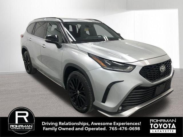 used 2023 Toyota Highlander car, priced at $36,966