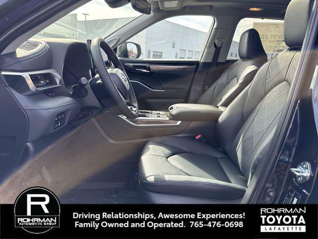 new 2026 Toyota Highlander Hybrid car, priced at $58,766