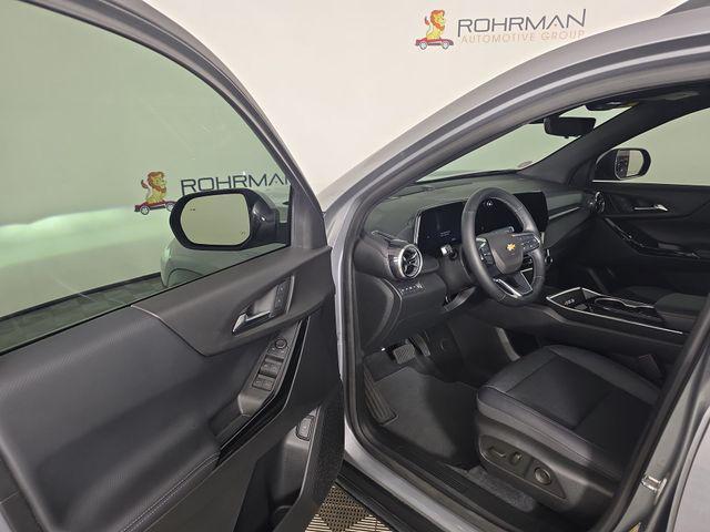 used 2025 Chevrolet Equinox car, priced at $26,657