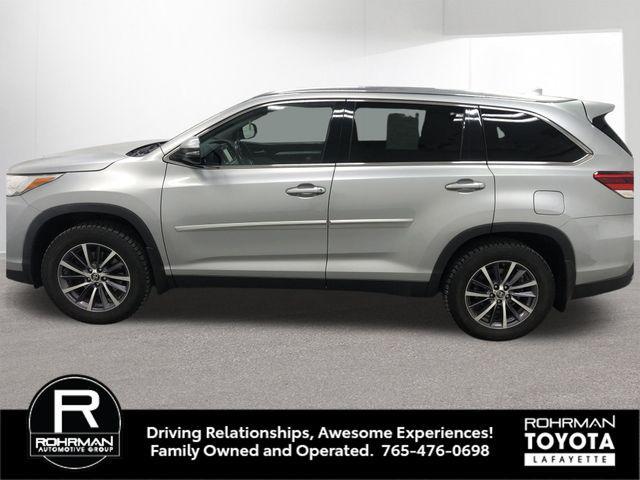 used 2019 Toyota Highlander car, priced at $25,879