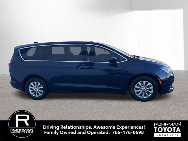 used 2017 Chrysler Pacifica car, priced at $9,290