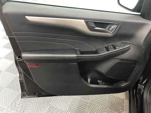 used 2022 Ford Escape car, priced at $20,651