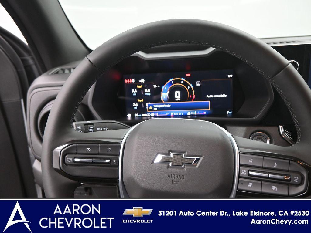 new 2025 Chevrolet Colorado car, priced at $43,990