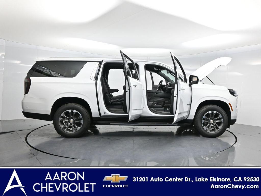 new 2026 Chevrolet Suburban car, priced at $72,680